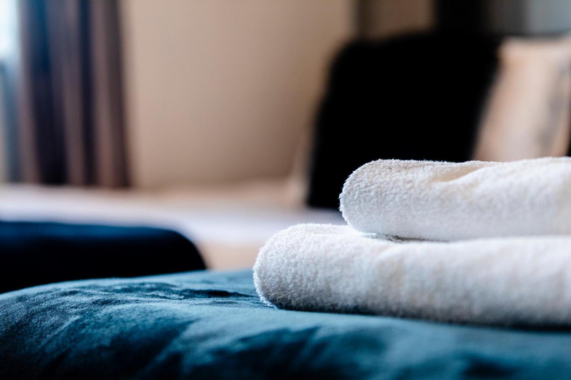 Chichester Retreat House With Free Parking מראה חיצוני תמונה
