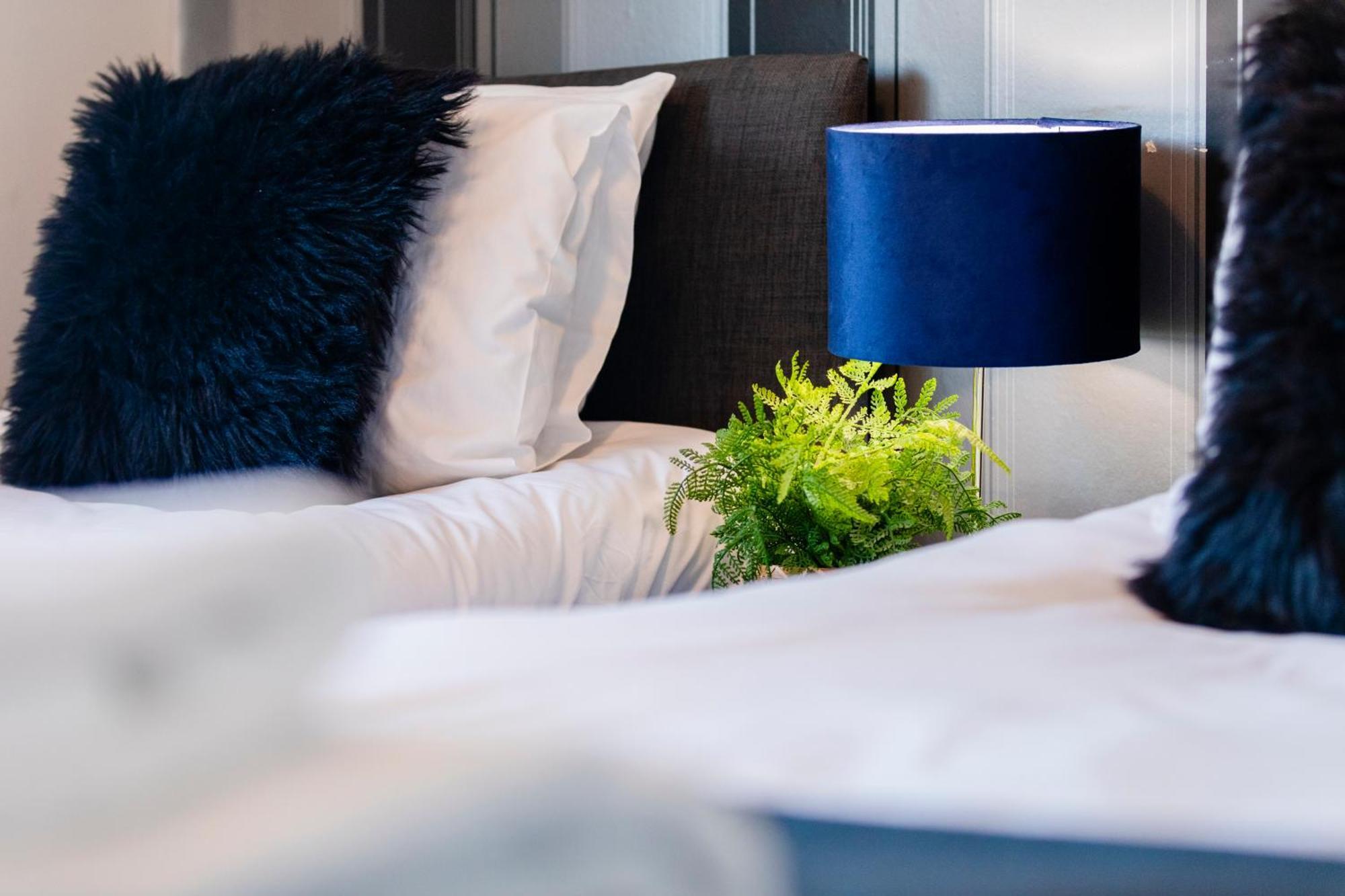 Chichester Retreat House With Free Parking מראה חיצוני תמונה
