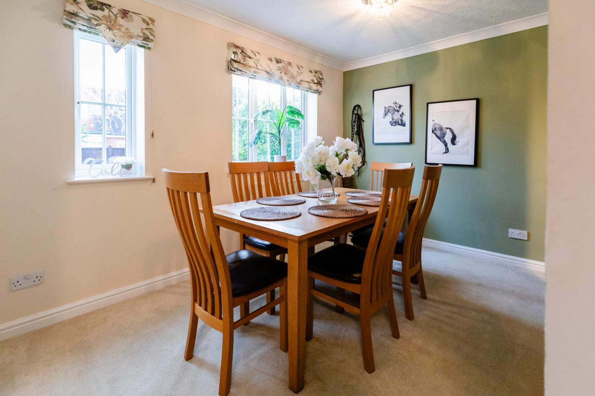 Chichester Retreat House With Free Parking מראה חיצוני תמונה